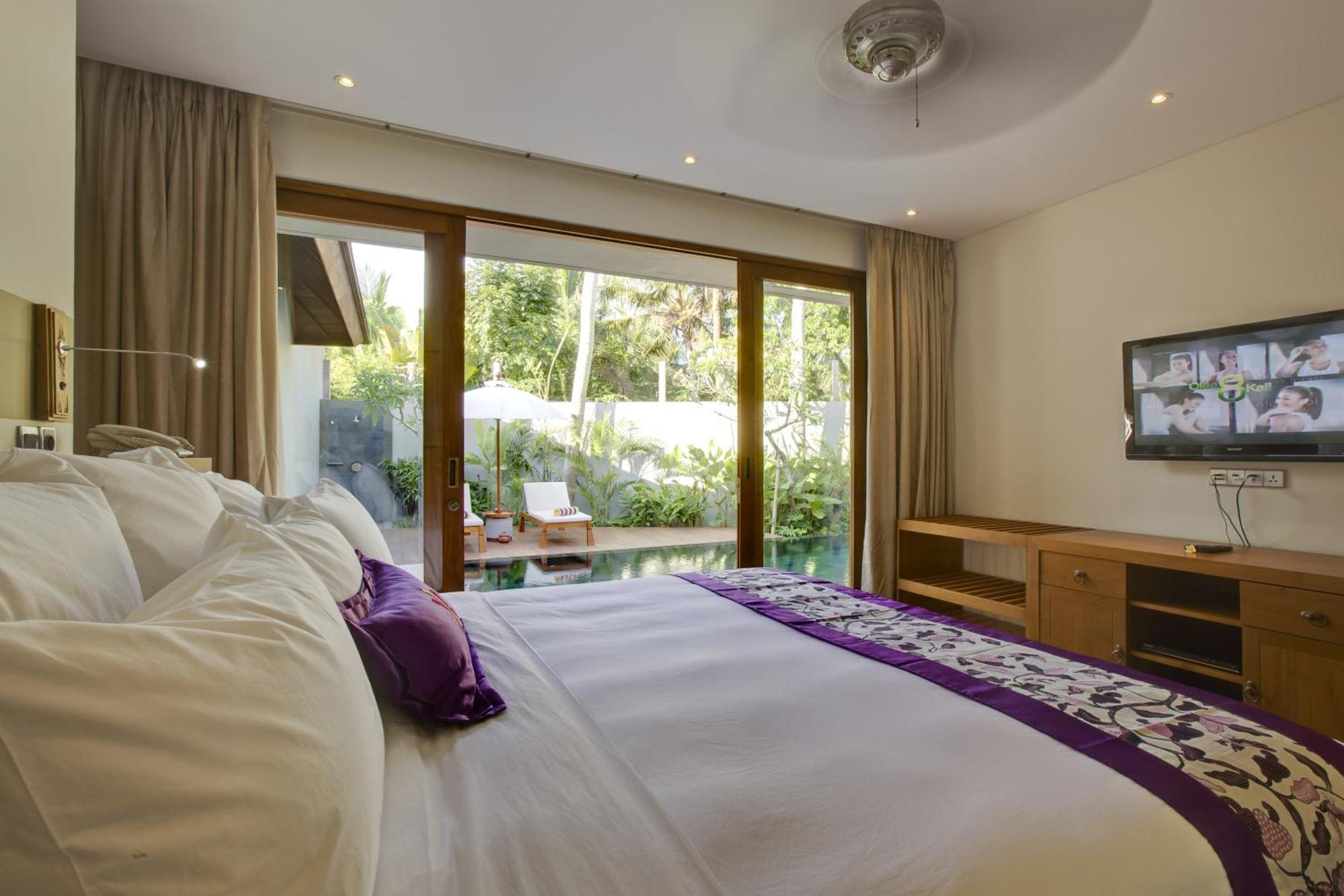 Koenokoeni Villa Seminyak Oda fotoğraf